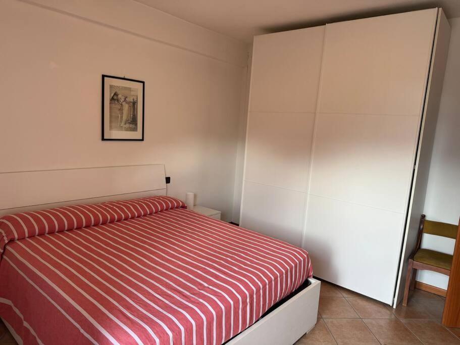 Suite Panoramica Casa Vacanza Di Alex G Oltre il Colle Ngoại thất bức ảnh